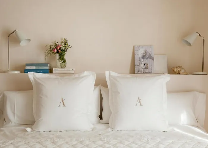 Arkhe Boutique 4* פאלס